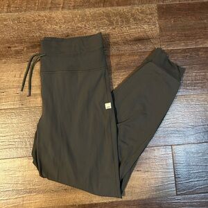 Vuori Olive Green Leggings
